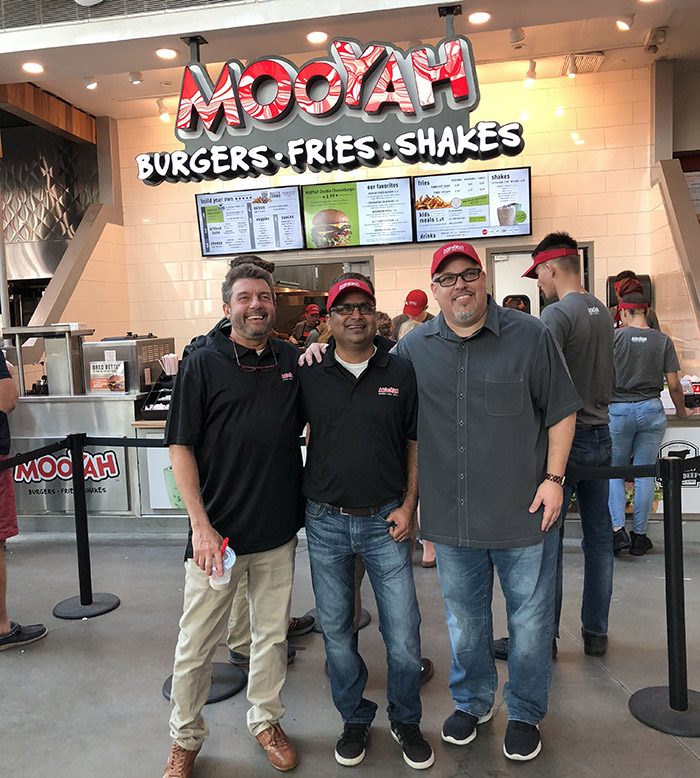 Mooyah Burgers Lands 3 Unit Deal Franchise Com Blog